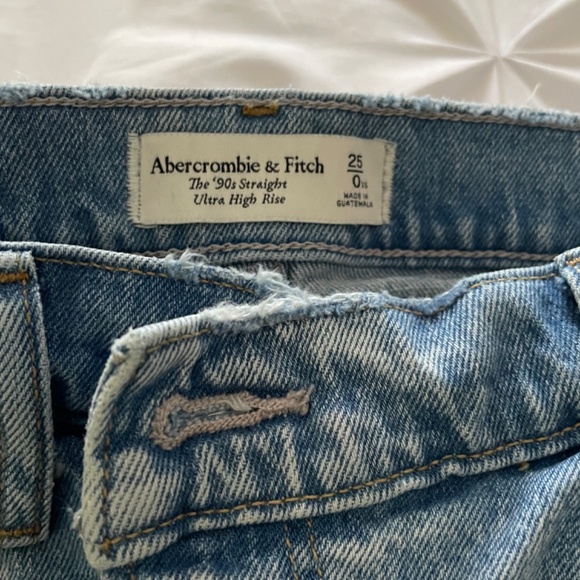 Abercrombie criss cross jeans - Picture 3 of 5